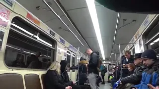 Член перед лицом в метро