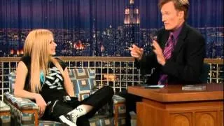 Avril Lavigne - Interview @ Conan O'Brien 16/12/2004