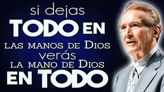 Adrian Rogers en Español 2021 ✅ Si Dejas Todo En Manos De Dios, Verás La Mano De Dios En Todo 🔴