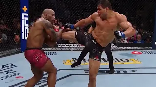 Paulo Costa headkick Old Man Yoel Romero