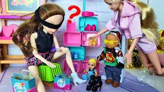 MOM, THIS IS A SURPRISE! Katya and Max are a fun family! Funny BARBIE Dolls LOL Darinelka TV