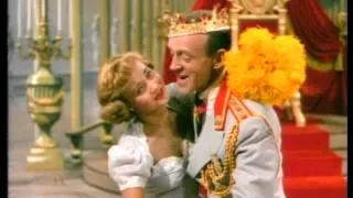 Every Nite At Seven - Royal Wedding (1951)