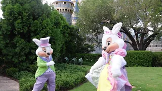 EASTER DAY at the Magic Kingdom - Finding the Easter Bunny and trying Cheeseburger Spring Rolls!