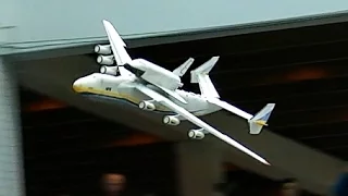 ANTONOV AN-225 MRIYA & BURAN LIGHTWEIGHT RC SCALE MODEL INDOOR FLIGHT / Faszination Modellbau 2015