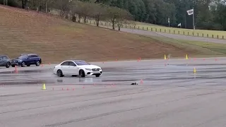 Mercedes-Benz E63S Take Off + DRIFT Mode 602HP (Professional Driver)