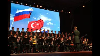 Mersin'de Rus Aleksandrov Kızılordu Korosu ve Haluk Levent ile Cumhuriyet Marşlarımız Konseri