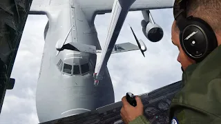 US Largest Aircraft Comes Scarily Close to US Air Force Tanker During Refueling