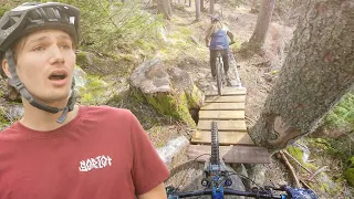 On découvre des nouvelles pistes de VTT Enduro !