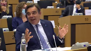 Margaritis Schinas eudebates new Migration and Asylum Pact in European Parliament with MEPs