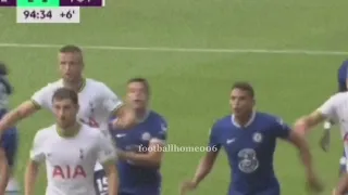 Romero grabbing Cucurella's hair (Chelsea vs Tottenham)