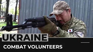 Foreign fighters: Georgians and other volunteers train in Kyiv