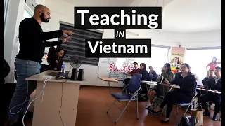 I became a teacher in Vietnam for VietJet!
