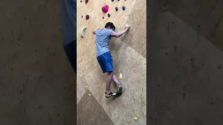 Alex Honnold climbing bouldering problem at BKB