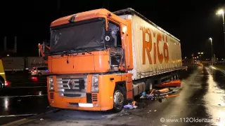 Cabine van vrachtwagen explodeert bij grensovergang A1 de Lutte