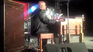 DWIGHT PLEDGER VIDEOS MOSES TYSON JR. (AMAZING GRACE)