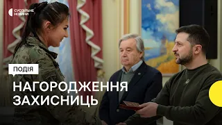 Зеленський вручив відзнаки військовослужбовицям та іншим жінкам, які захищають Україну