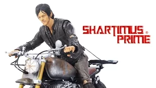 AMC's The Walking Dead Daryl Dixon with Custom Bike 5 Inch Scale McFarlane Toys Action Figure Review