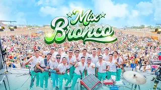 Mix Bronco - La Única Tropical (Vivo)