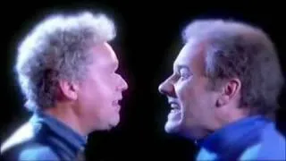 Vic Reeves & Bob Mortimer - Tiny Eyes (Comedy Song)