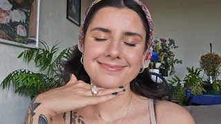 ASMR doing a summery makeup look🪻🌸🌺 (with minimal talking)