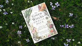 Unboxing 🌿The Green Witch's Oracle Deck🌿 | soft spoken