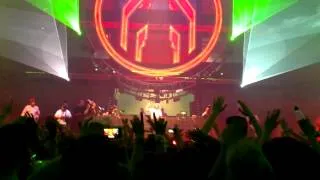 MAYDAY Dortmund 2013 - Armin van Buuren playing I'll Nicely Listen Mashup (AvB Mashup)