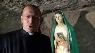 Alla grotta della Madonna della Rivelazione con don Alessandro M.Minutella