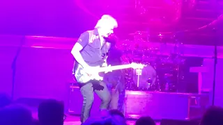 James ‘JY’ Young (Styx) - “Miss America” guitar solo London Palladium 04/06/2019