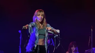 Suki Waterhouse - Good Looking - live at Van Buren 8/6 2022