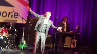 Wonderful World - Herman's Hermits Peter Noone