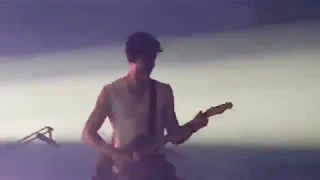 Shawn Mendes - Treat You Better / Particular Taste LIVE Tour Bologna, Italy 23/03/19