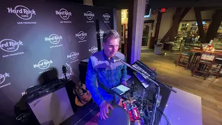 One Man Hard Rock Cafe show with Boss RC-600 and ES-135 Gibson #rc600