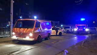 5x Odesa fire trucks responding code 3 to apartment fire