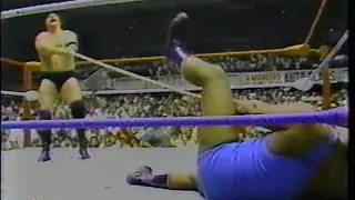 Carlos Colón vs Stan Hansen "Bull Rope Match" 1986