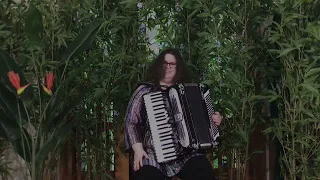 Bernadette - "Laughter in the Rain" for accordion