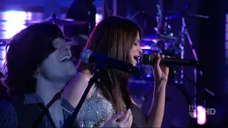 A Year Without Rain - Selena Gomez Live @ (Lopez Tonight 16.11.2010) HD [1080p]