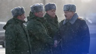 Диктатор кинул военных / Новинки