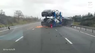 DASH CAM FOOTAGE OF LORRY TYRE BLOWOUT ON MOTORWAY