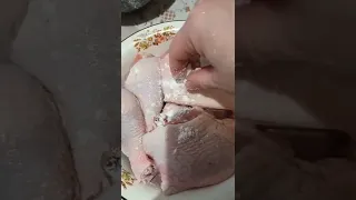 Как вкусно жарить окорочка на сковороде🍗🧄🫕