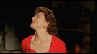 8 Women -  Fanny Ardant - A Quoi Sert de Vivre Libre - ENG SUB (8 Femmes soundtrack 04)