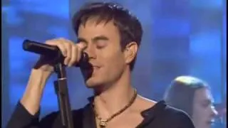 (HQ)Enrique Iglesias Escape ( Live Parkinson 2002 ).