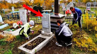 Играя на кладбище дети вдруг услышали визг из могилы. Не зря поп отказался отпевать этого мертвеца..