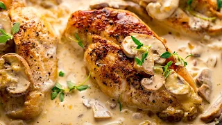 Pan-Fried Chicken in a Creamy White Wine & Garlic Sauce