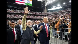 PM Modi-Donald Trump bonhomie steals the show at Howdy Modi event