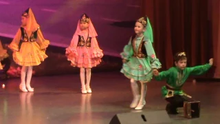 Танец "Уйна гармун" с Радмирой Волошиной