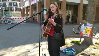 Amazing Street Singer