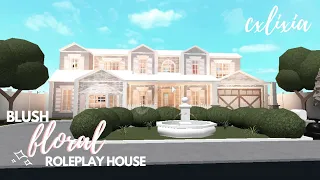 ROBLOX | Bloxburg: Floral Blush Aesthetic Roleplay House | Speedbuild & Tour | cxlixia