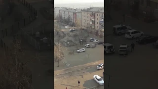 Попытка сбежать от полиции на ГЭСе в Чите. Видео "Регион-75. Чита"