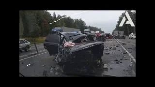 Подборка ДТП 2018, аварии за декабрь. Жесткие реалии на дорогах. Видеорегистратор спалил  #45