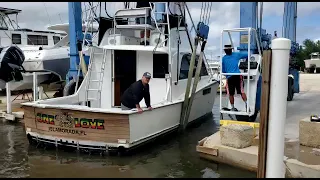 36 Hatteras about to get surveyed